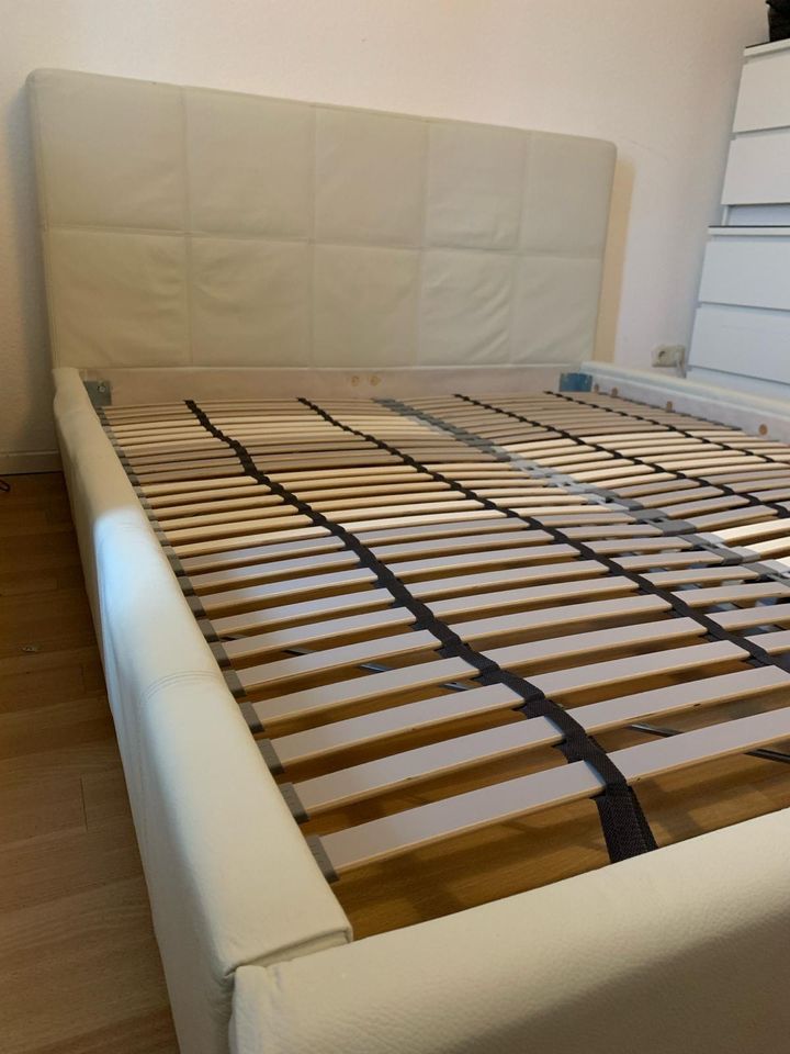 IKEA Bett FOLLDAL 1,60 x 2 m (ohne Lattenrost) in Hamburg