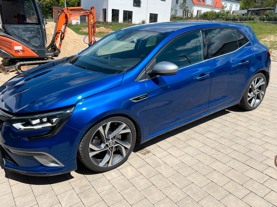 Renault Megane 1.6 TCe Energy 205 GT Automatik in Sulzbach-Rosenberg