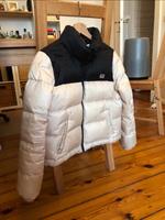 Levi’s Daunenjacke Pufferjacke kurz XS 34 mantel Berlin - Pankow Vorschau