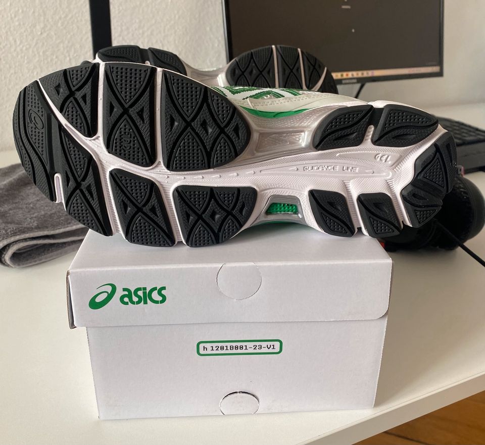 Asics GEL-NYC Hidden NY Jolly Green 40,5 in Karlsruhe