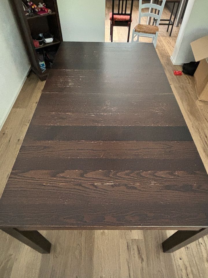 Grosser IKEA Tisch in Buchloe