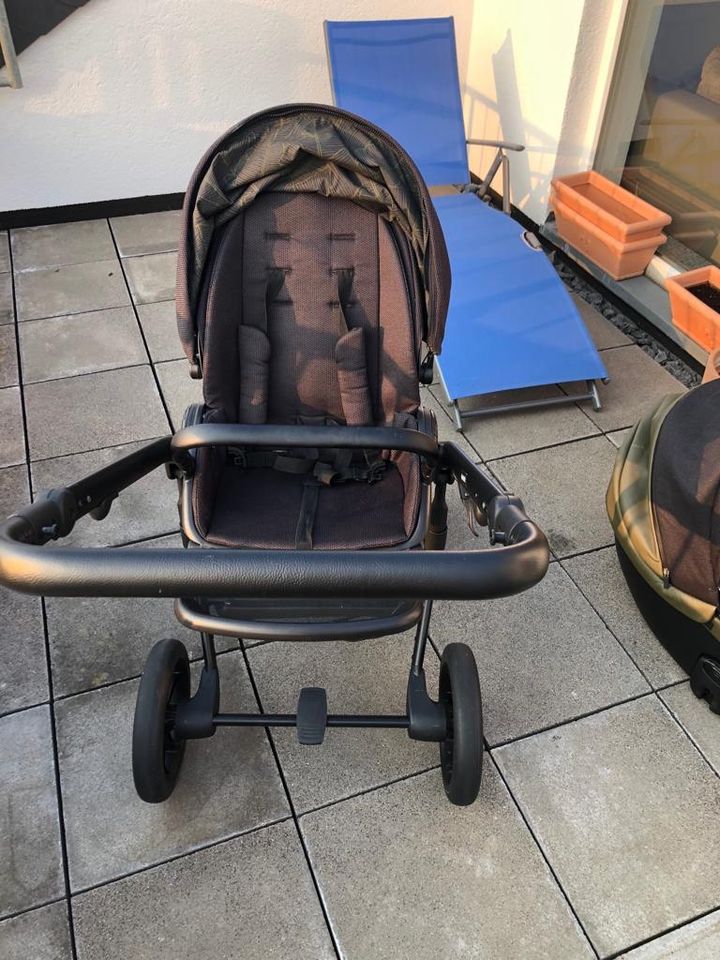 Kinderwagen Anex in Erpel