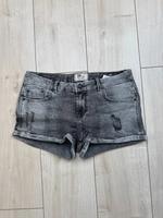 Shorts, Größe M Niedersachsen - Achim Vorschau