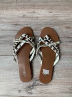 Neu! Buffalo Girl Gr. 41 Sandale FlipFlop Weiß Nieten Nordrhein-Westfalen - Kreuztal Vorschau