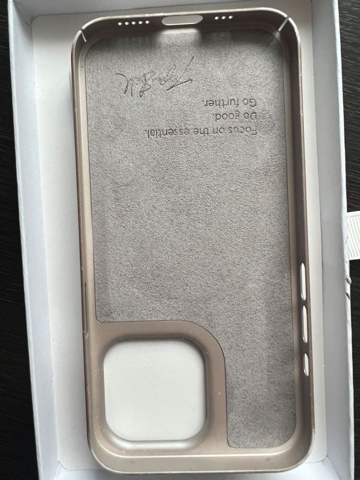 Nudient Thin Case Clay Beige für IPhone 13Pro in Schmelz