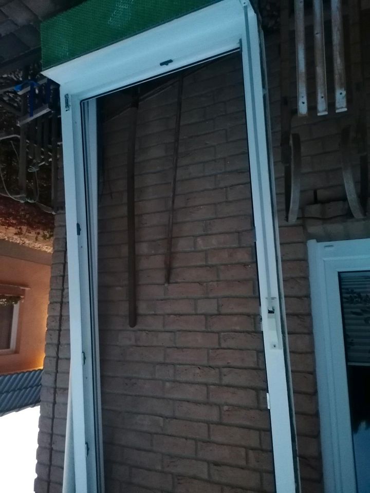 Balkontür und Rahmen mit Rolladen in Wandlitz