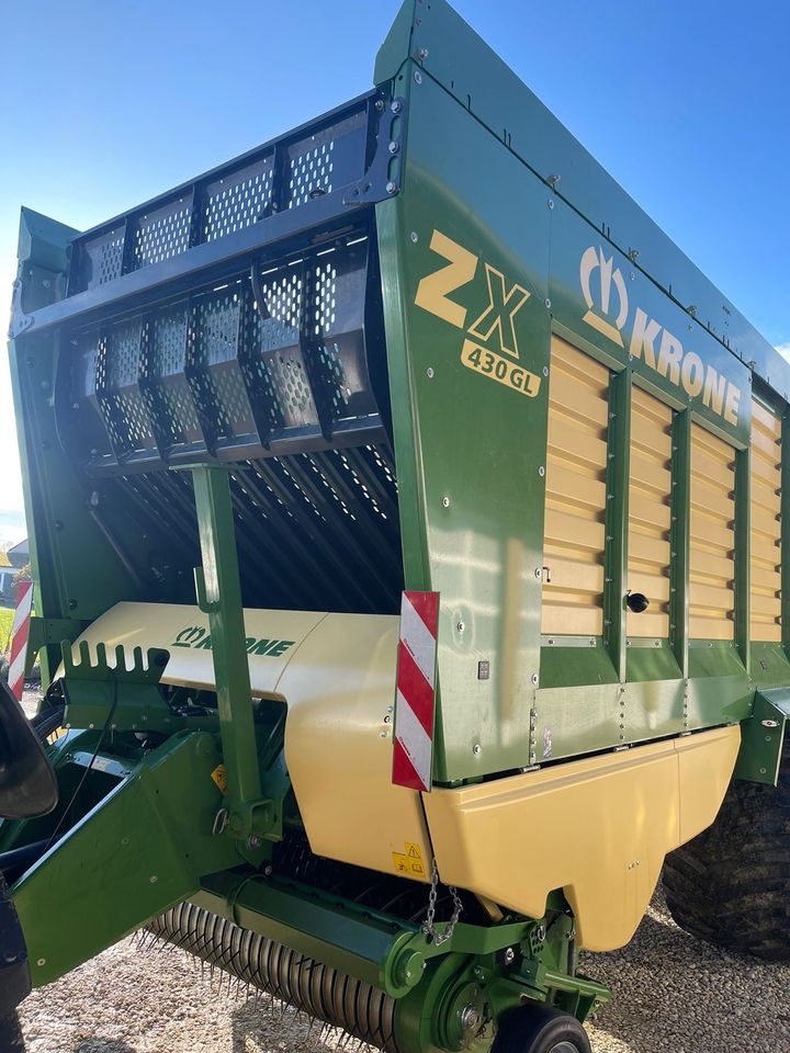 Krone ZX 430 GL Ladewagen Silierwagen Abschieber 43cbm 437Fuhren in Schernfeld