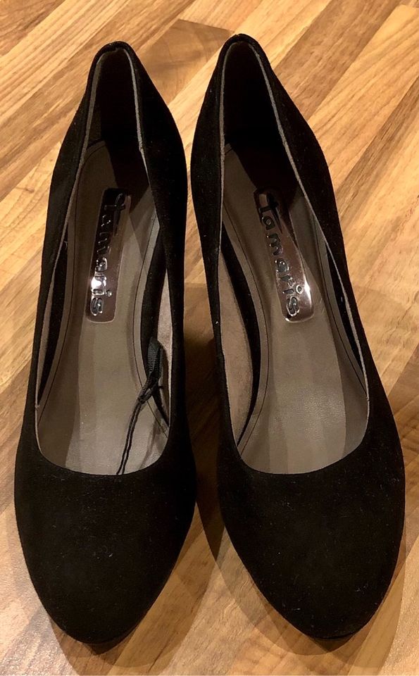 *TAMARIS* Wildleder Pumps High Heels schwarz neuwertig Gr. 40 in Bottrop