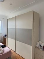 Kleiderschrank Berlin - Mitte Vorschau