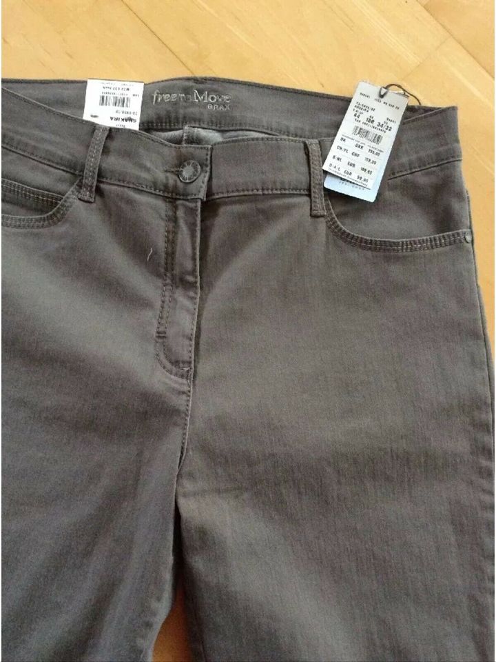 Brax Shakira free to move Hose Jeans Gr. 44 bzw 34/32 Neu Etikett in  Niedersachsen - Duderstadt | eBay Kleinanzeigen ist jetzt Kleinanzeigen