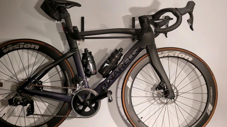 Pinarello dogma f 2023 in Berlin