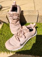Nike Wmns Legend Essential gr 37,5 Baden-Württemberg - Singen Vorschau