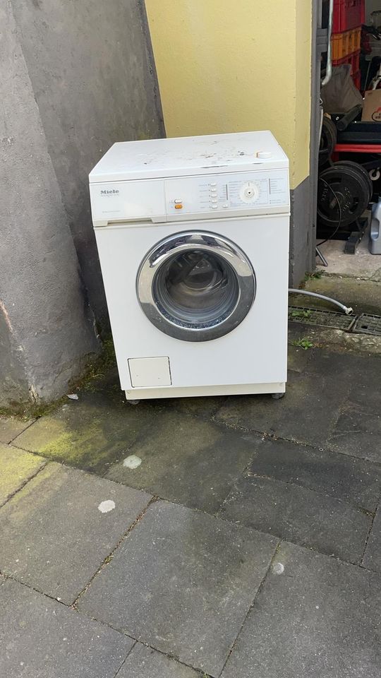 Miele Waschmaschine in Pulheim