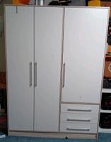Kleiderschrank Niedersachsen - Wangerland Vorschau