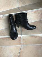 Esprit Stiefeletten in Braun Gr. 40 Hessen - Liederbach Vorschau