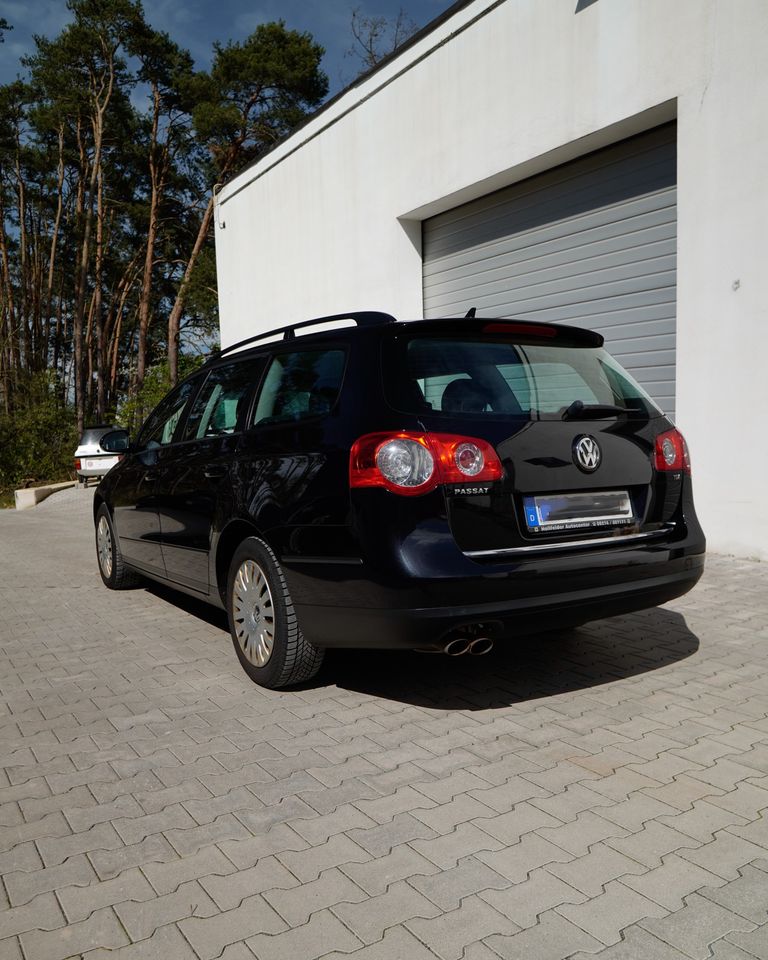 VW Passat 1.9 TDI B6 | 8 Fach | Tempomat in Frensdorf