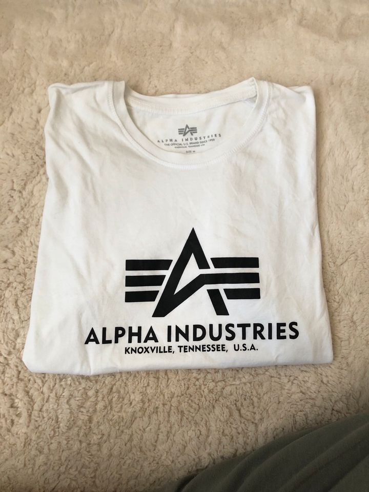 Alpha Industries Herren T-Shirt Gr.M in Hamburg