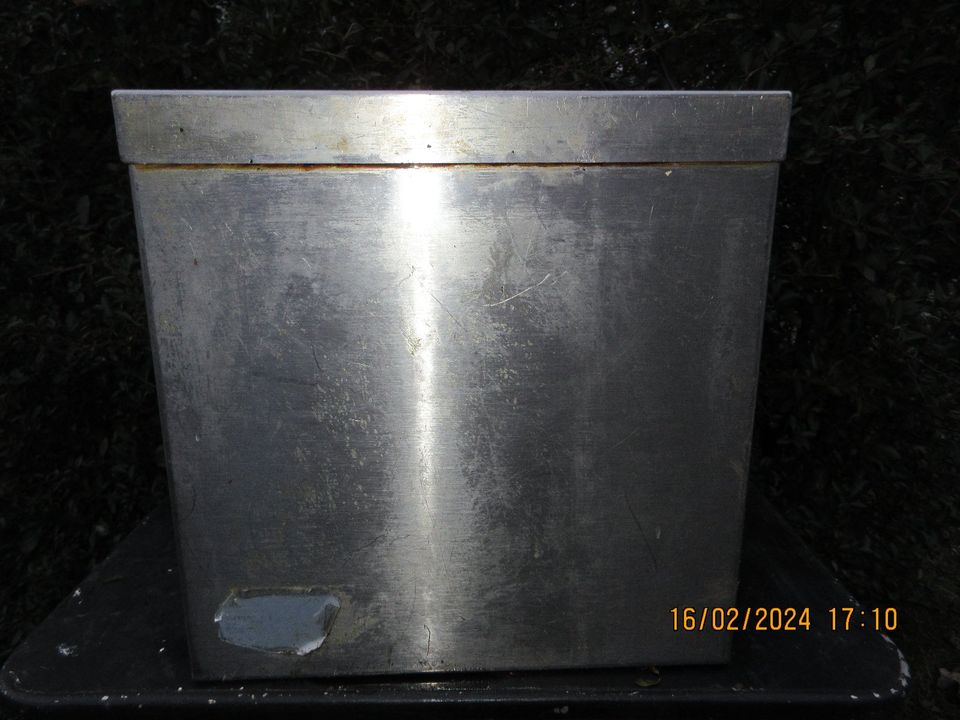 Edelstahl Becken mit Hahn für die Werkstatt - 6kg in Lemgow