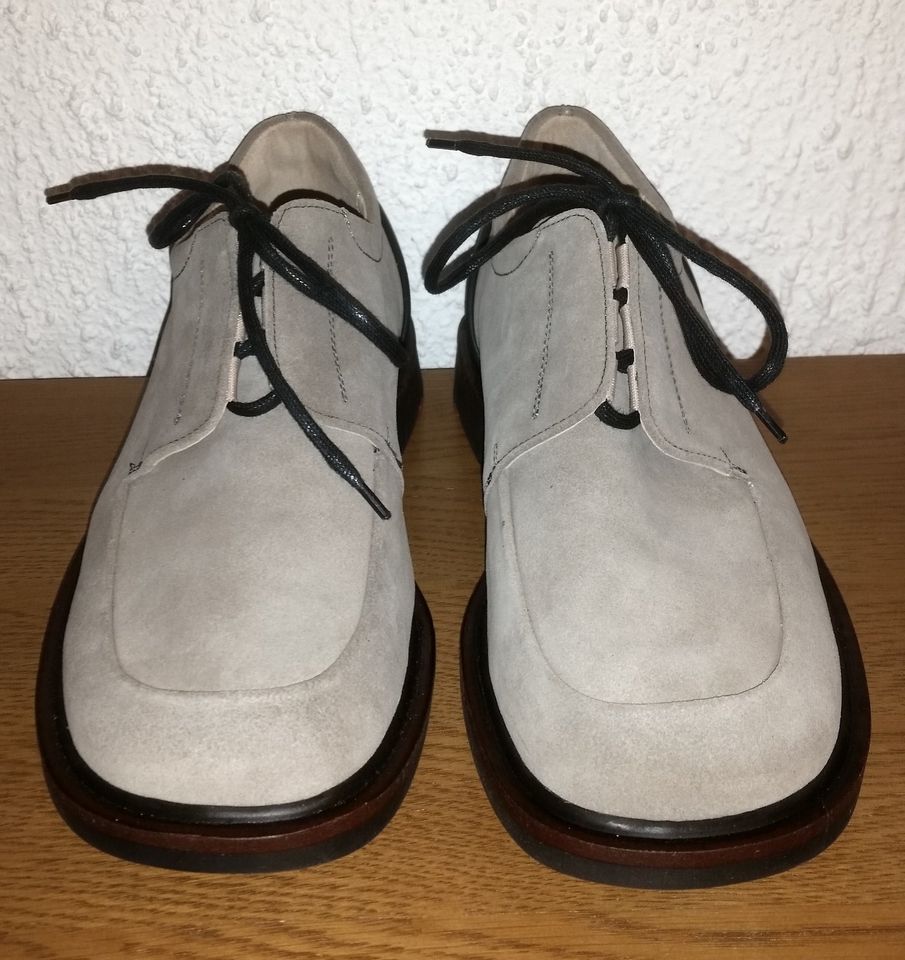 1x getragen: LLOYD Halbschuhe für Herren, beige, Rauleder, 8 / 42 in Bingen