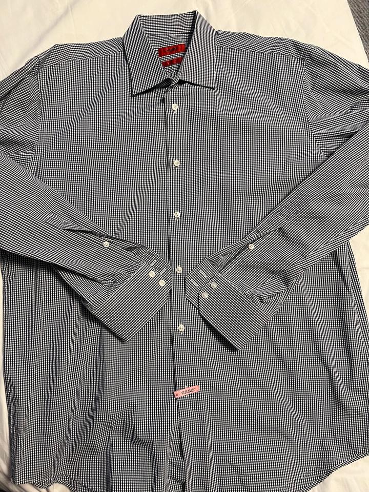 HUGO BOSS Herrenhemd 43/17=XL,regular fit,blau kariert,top Zust. in Hamburg