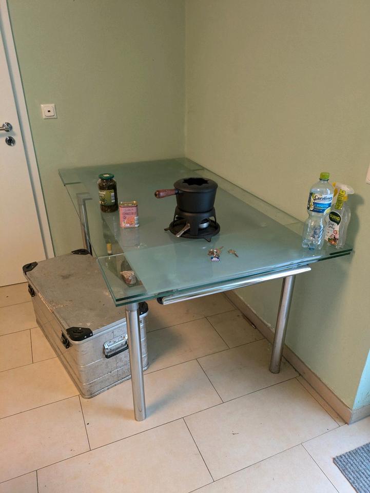 Tisch, Küchentisch, WohnzimmerGlastisch, Esstisch, bds ausziehbar in Bad Oeynhausen