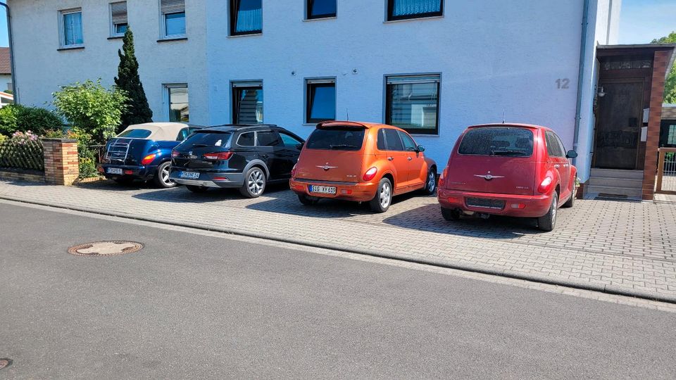 Suche PKW Parkplatz Abstellplatz 3-4 PKW zeitweise Unterbringung in Hattersheim am Main