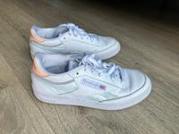 Reebok Sneaker weiß Gr. 37.5 / US 7 Nordrhein-Westfalen - Altenbeken Vorschau