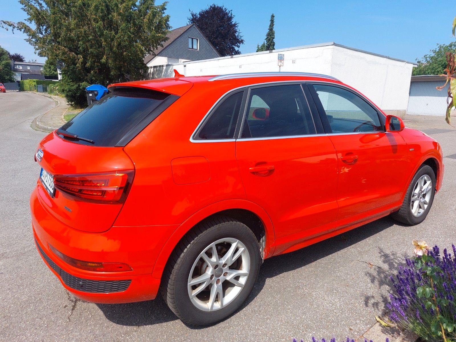 Abbildung des Autos Audi Q3 2.0 TDI quattro …