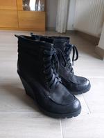 Lederstiefelette Stiefeletten von Akira schwarz Größe 39 Hessen - Melsungen Vorschau
