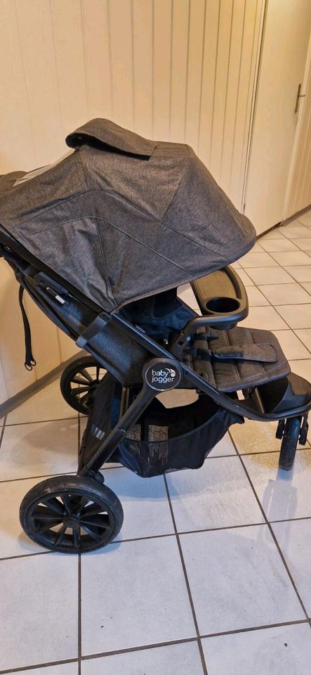 Baby Jogger City Elite 2 Kinderwagen in Großröhrsdorf