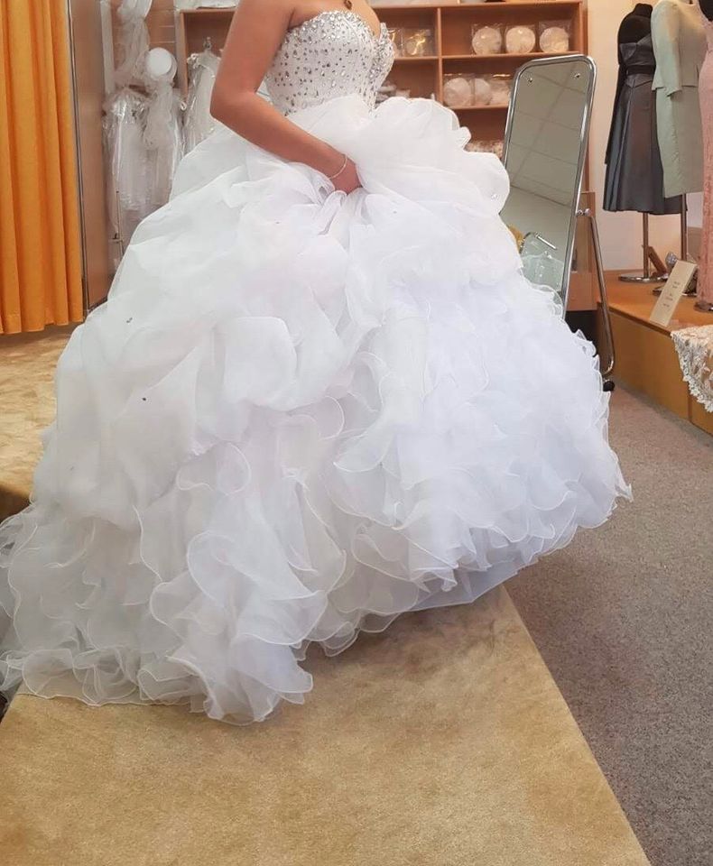 Brautkleid in Sitzendorf