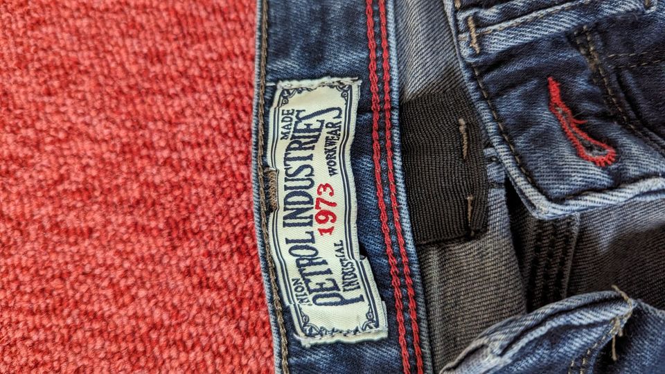 2 Petrol Industries Jeans Gr.30/34 in Bielefeld