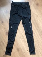 Schwarze Laufhose Jogginghose Laufthight Sporthose 152 Eimsbüttel - Hamburg Rotherbaum Vorschau