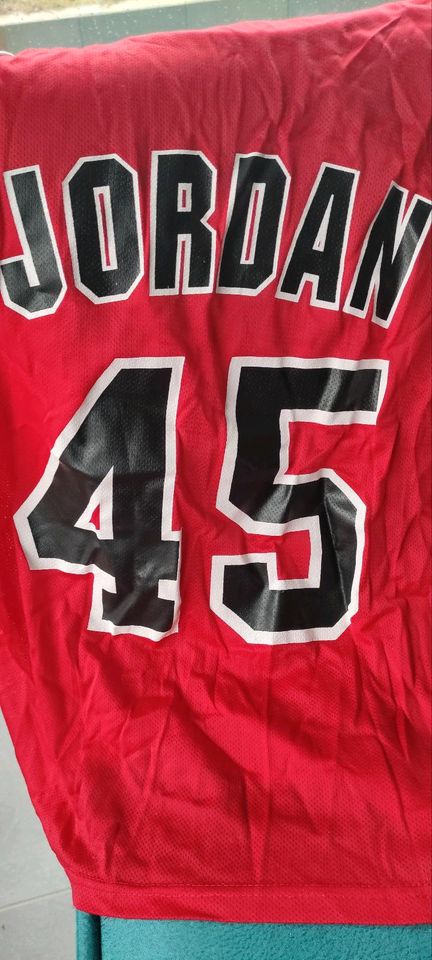 Original Trikot Chicago Bulls Michael Jordan #45 in Dunningen