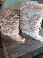 Damenstiefel Fellstiefel neu Größe 36 Sachsen - Großrückerswalde Vorschau