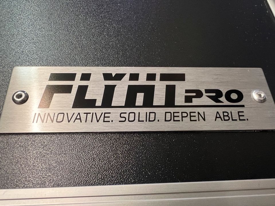 Flyht Pro Rack 2U Double Door Profi für Verstärker in Villingen-Schwenningen