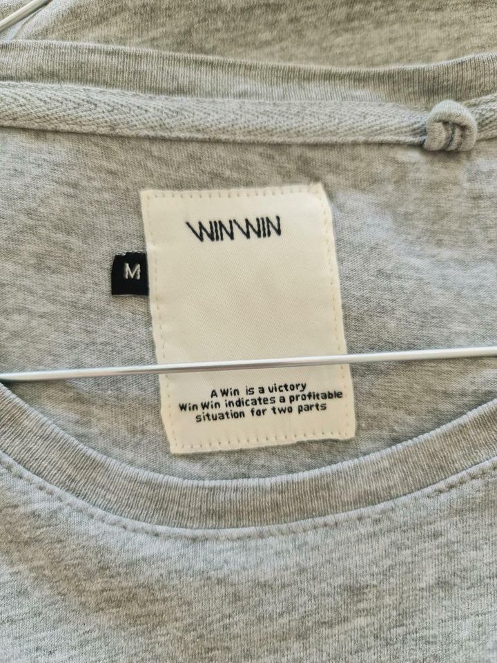 zeitloses Herren T-Shirt von WINWIN Gr. M aus Baumwolle in Essen