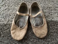 Ballettschuhe Ballettschläpchen aus Leder Größe 35 Niedersachsen - Braunschweig Vorschau