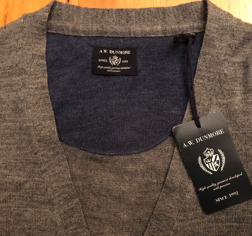 Neue A. W. DUNMORE Herrenjacke Feinstrick Gr. 52 in Saarbrücken