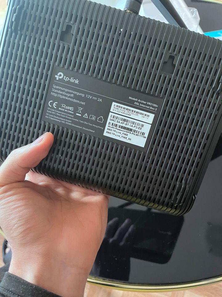 TP-link Router / DSL INTERNET BOX 3/ Archer VR2100v in Potsdam