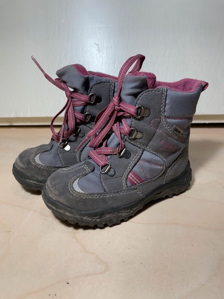 Superfit Winterstiefel 26 Schuhe in Haßloch