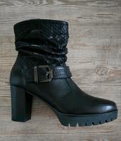 Ausgefallene Stiefelette Leder schwarz Nero Giardini Gr. 39 Nürnberg (Mittelfr) - Nordstadt Vorschau