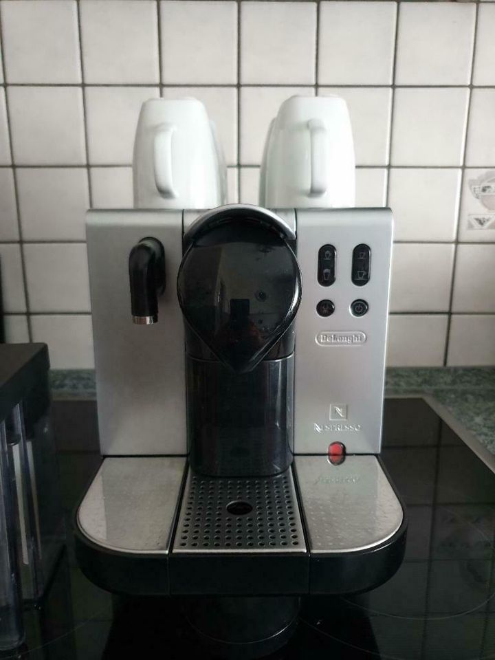 Nespresso - DeLonghi EN 680.M Lattissima in Duisburg - Walsum |  Kaffeemaschine & Espressomaschine gebraucht kaufen | eBay Kleinanzeigen ist  jetzt Kleinanzeigen