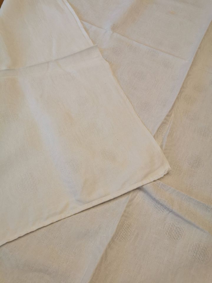 Tischdecke Tafeldecke Baumwolle weiß ca. 140 x 145 cm in Melle