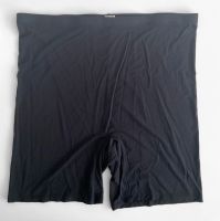 Nur Die reibungslose Shorts Radlerhose Größe 48/50 schwarz Berlin - Mitte Vorschau