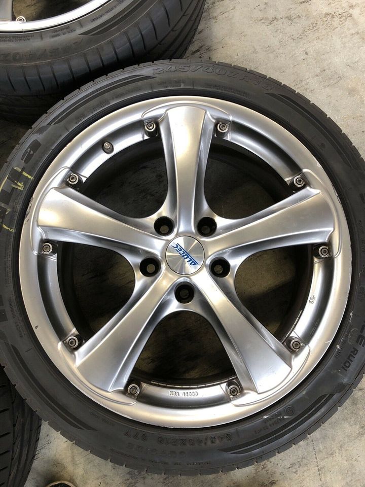 BMW 5er E60 E61 4x4 18 Zoll Felgen 245/40 ZR18 Sommerreifen in Kösching