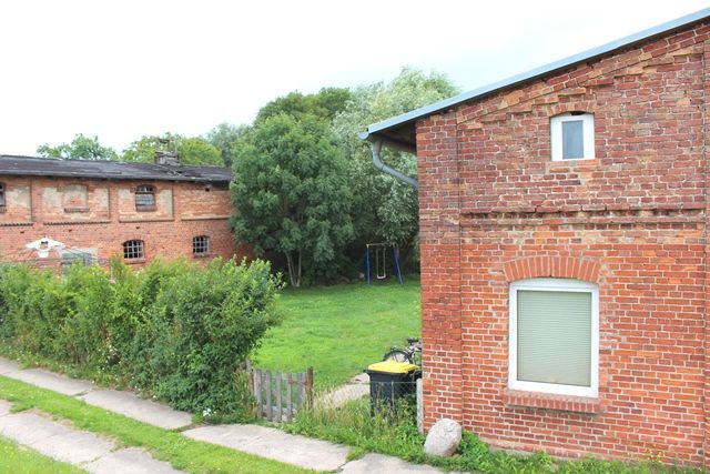 Nur zur Vermietung! Stark sanierungsbedürftiges Einfamilienhaus mit 4 Wohneinheiten in Ziddorf in Teterow