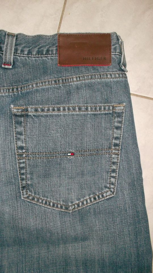 Tommy Hilfiger Herren Jeans,Gr.34/32 ,Neuwertig in Celle