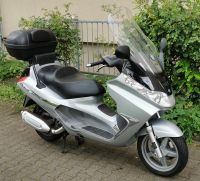 Piaggio X8 200 ccm TÜV 4/26 Givi Topcase Tourenscheibe Defekt Hessen - Rüsselsheim Vorschau