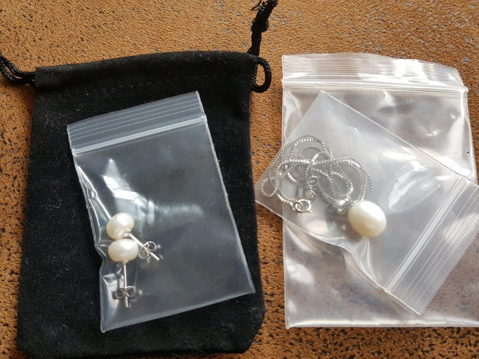 Perlenkette und Perlenohrstecker Set in 925 Sterling Silber in Bocholt